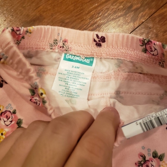 3/$12 NWT BABY GIRL Floral Ruffle Butt Baby Leggings Size 3-6mos - Picture 5 of 6